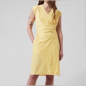 ATHLETA- Newport Wrap Dress Yellow Stripe
Size Large